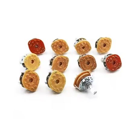 6 mm Diâmetro do eixo Interruptores rotativos para aplicações de trabalho pesado Torque de rotação 3kgf.cm Max
